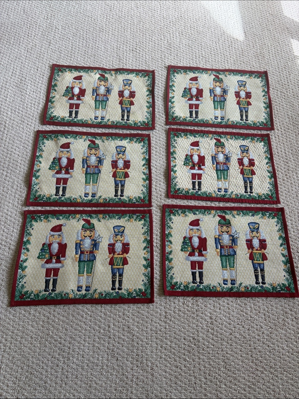 Holiday Nutcracker Placemat Set - Red & Cream